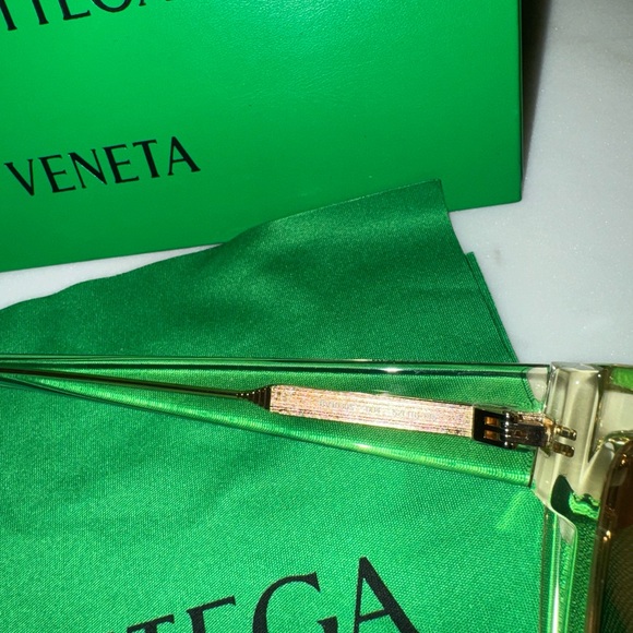 Bottega Veneta BV1122S 003 New Transparent Yellow/Grey Women's Sunglasses - Picture 6 of 13